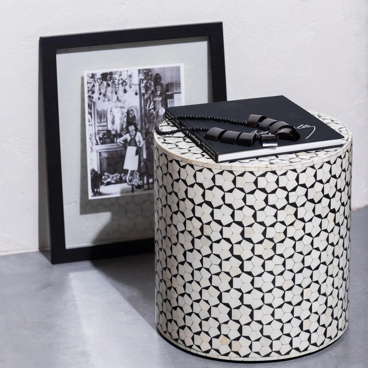 product/w/o/woood_373949-z_noir-blanc_3.jpg