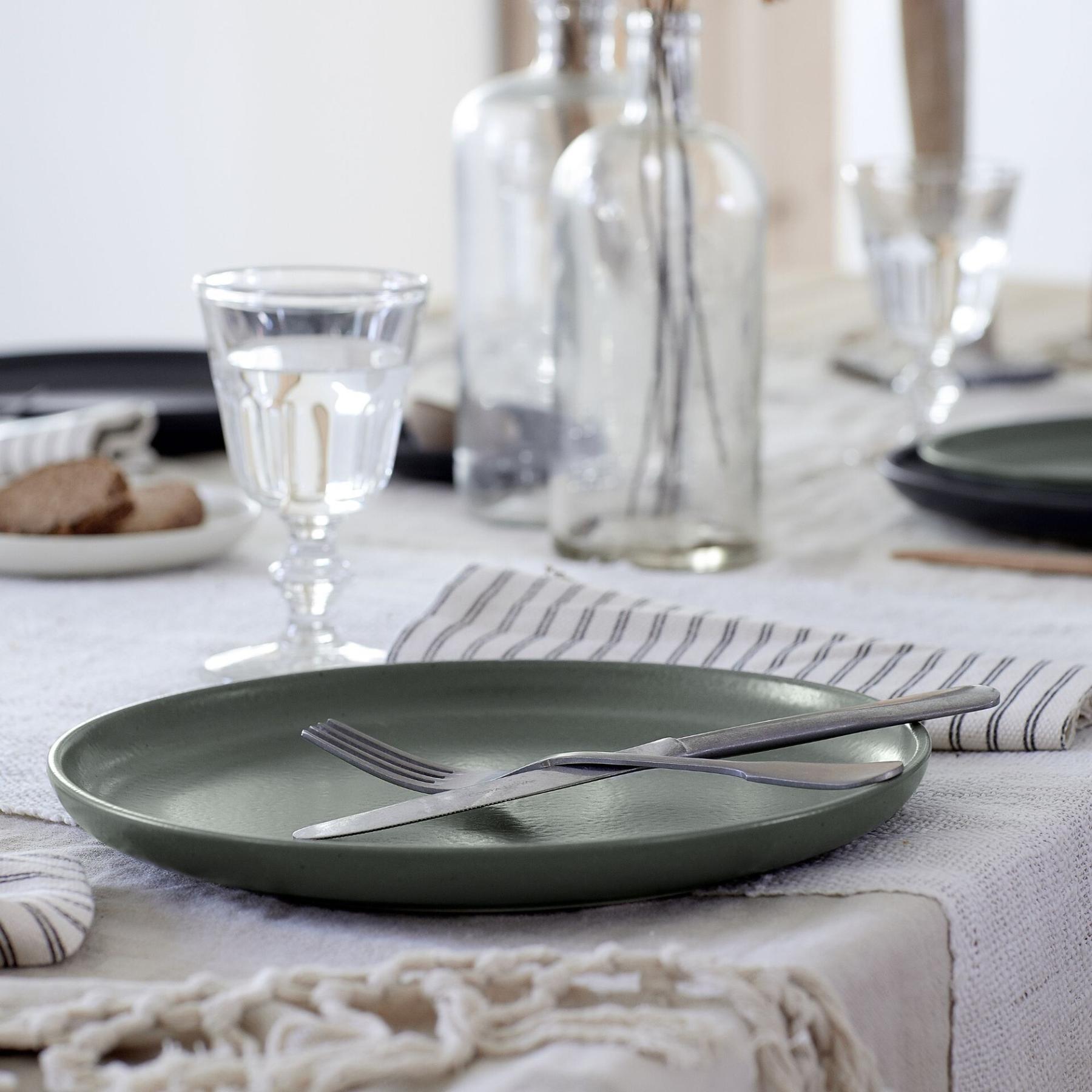 product/c/a/casafina_sop271-art_artichoke_3.jpg