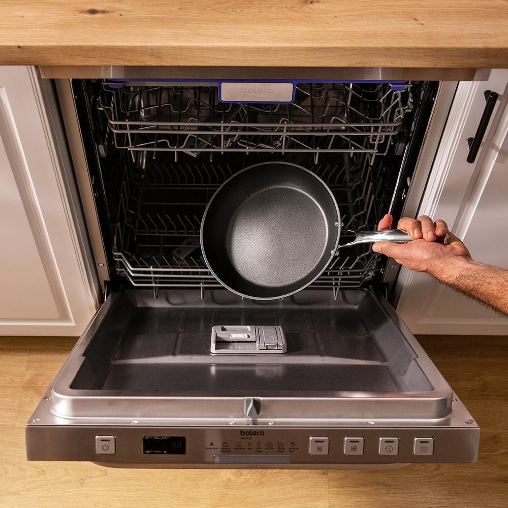 product/c/e/cecotec_01466_noir_6.jpg