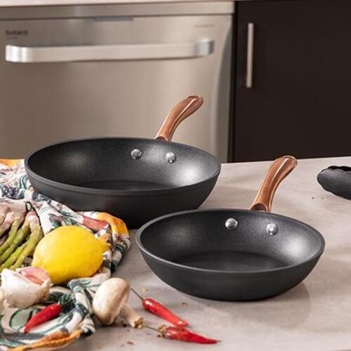 product/c/e/cecotec_01469_noir-dore_4.jpg