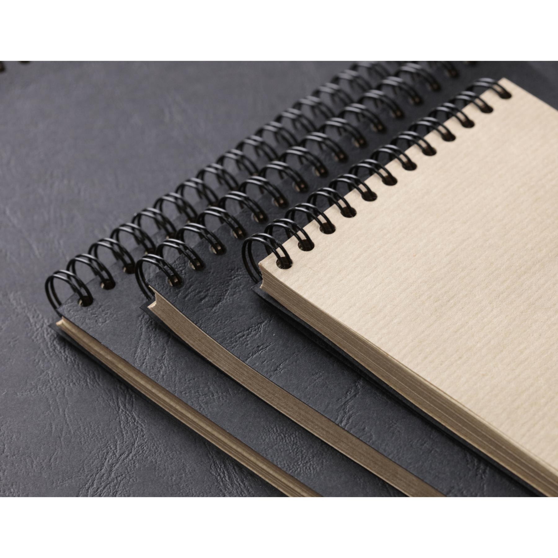 product/c/l/clairefontaine_8373c_noir_4.jpg