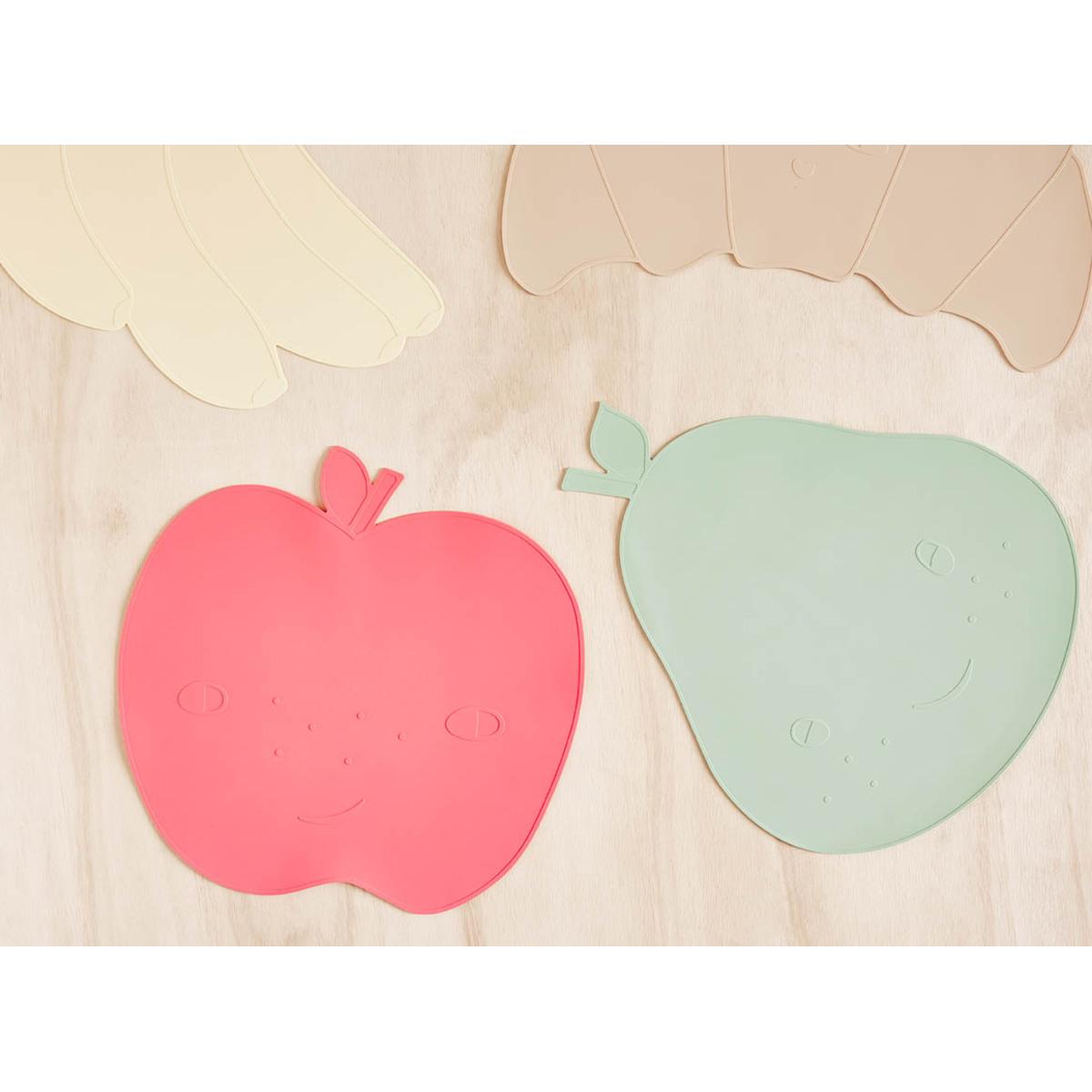 product/o/y/oyoy-living-design_m107326_rouge_3.jpg