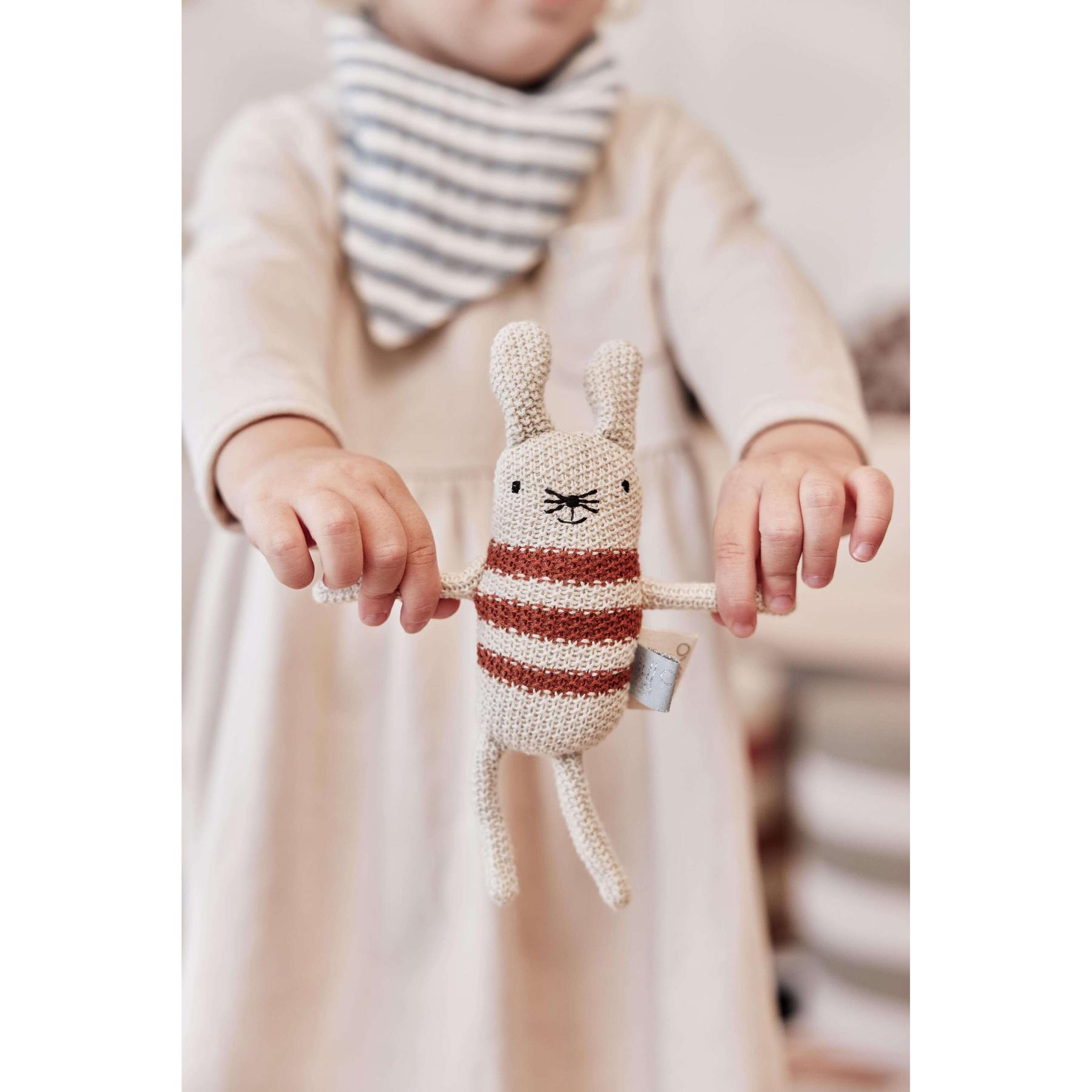 product/o/y/oyoy-living-design_m107581_blanc_2.jpg