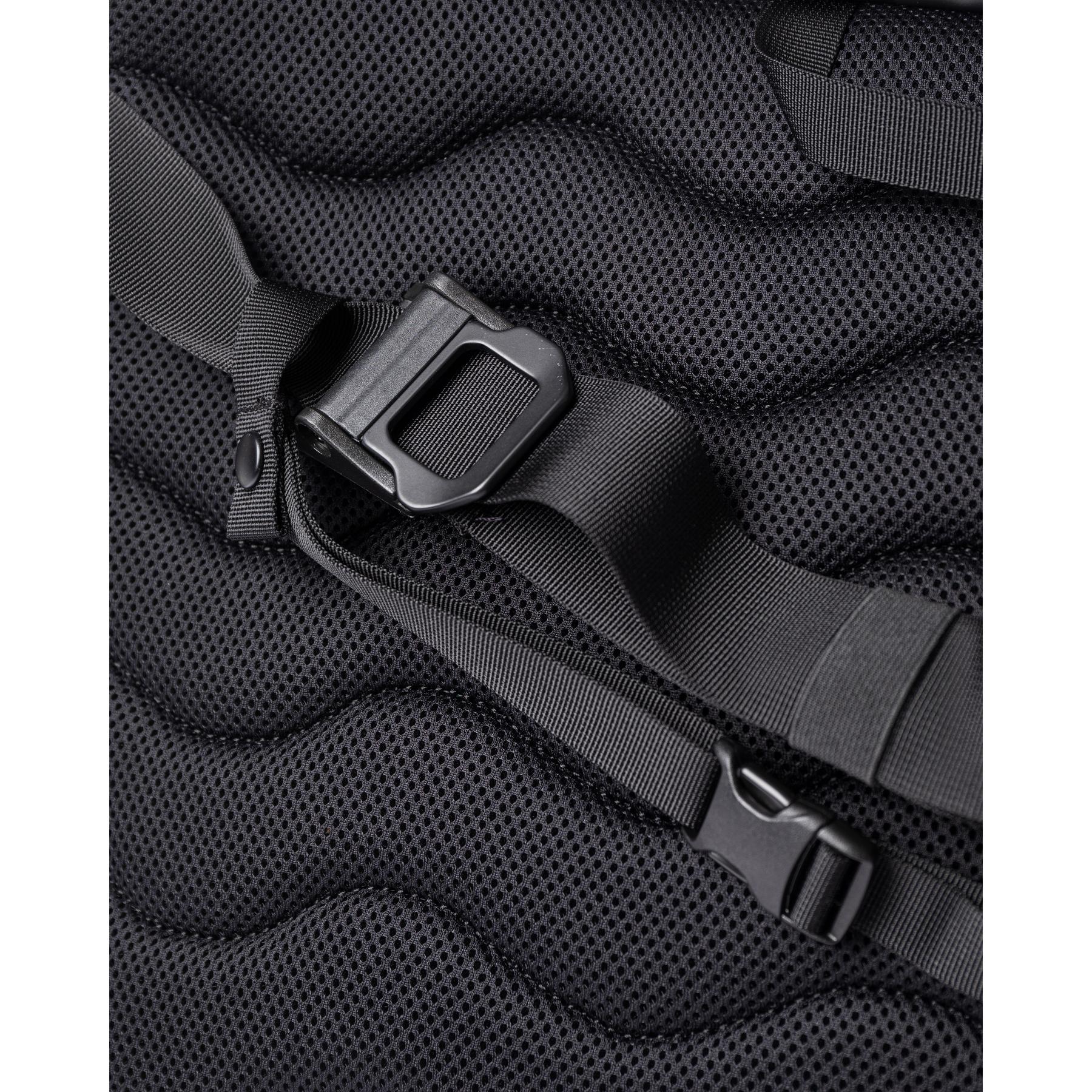 product/s/a/sandqvist_252505999_black_10.jpg