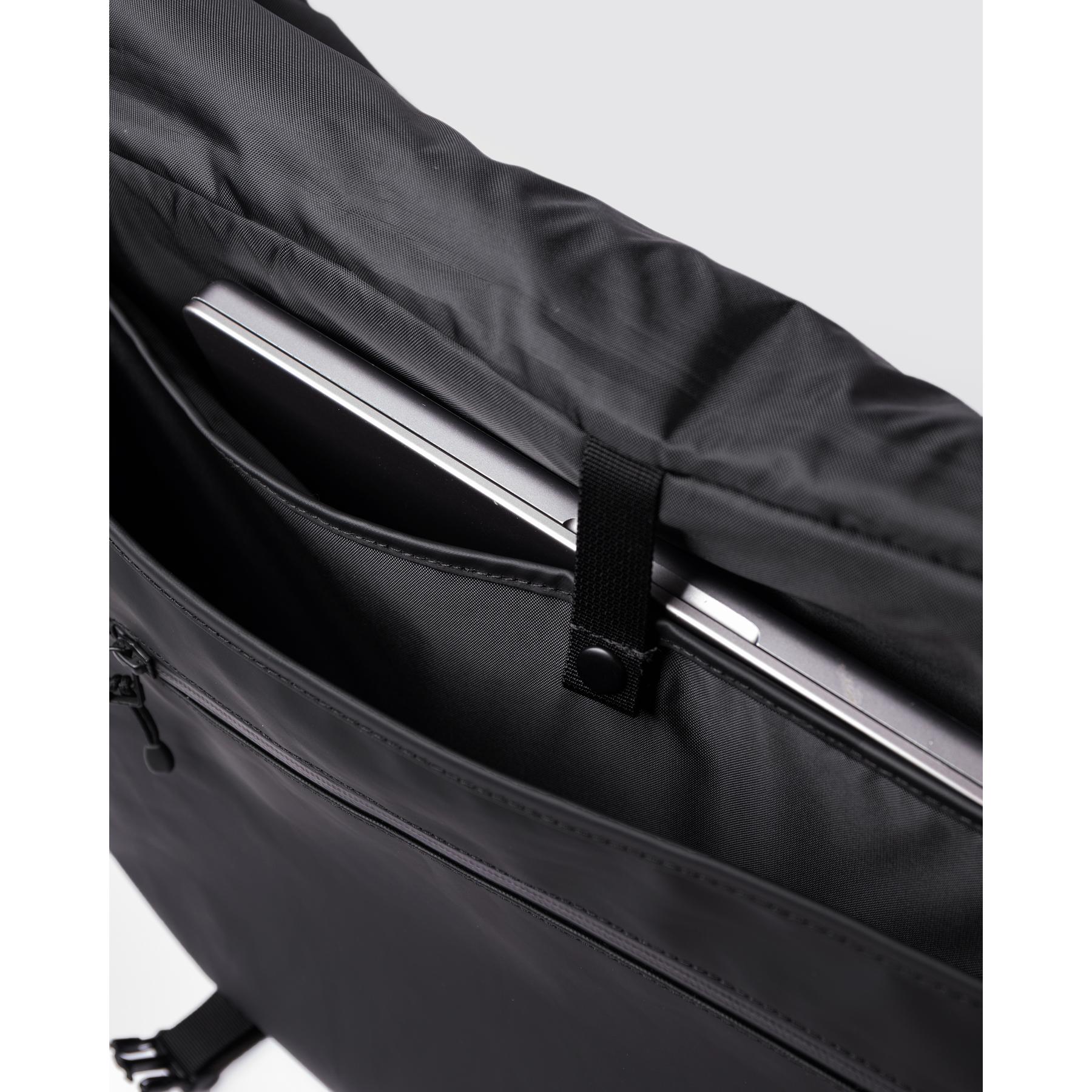 product/s/a/sandqvist_252505999_black_7.jpg