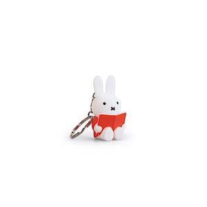 apmnr007-porte-cle-miffy-livre-atelier-pierre-junior-orange-tu