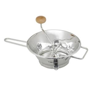 10760-passe-legumes-guillouard-gris-24-cm