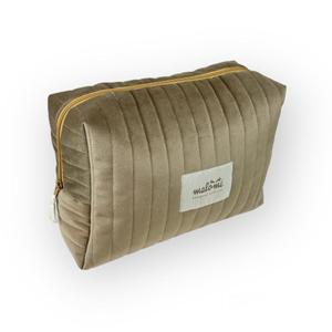 5909667335706-trousse-de-toilette-malomi-kids-delux-latte-tu