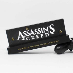 nea-lghtac-lampe-led-neamedia-icons-assassin-s-creed-logo-marron-22-cm