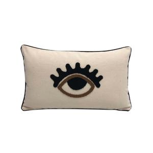 013841-coussin-toile-oeil-opjet-noisette-30x50-cm